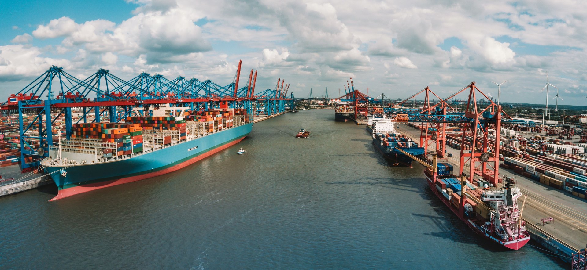 Steel rebar export shipment at the Port of Hamburg